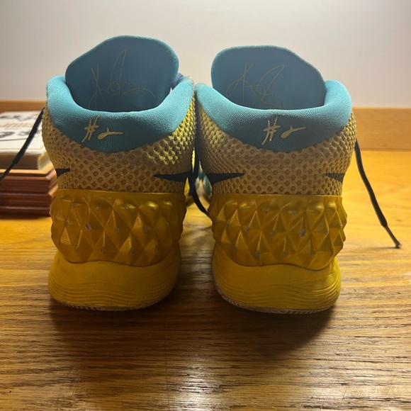 Nike kyrie 1 - Picture 4 of 5